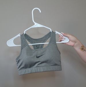 NIKE sports bra